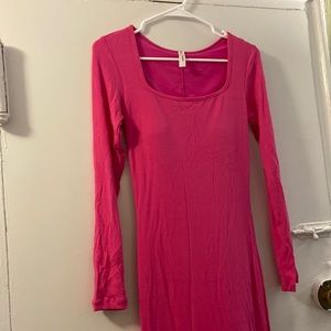 NWOT Popilush Shaping Maxi Dress with Square Neck and built-in shape wear!